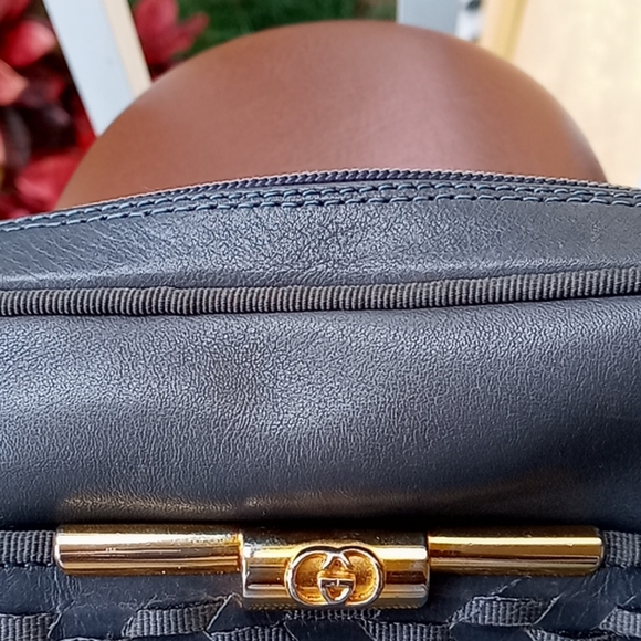 Gucci bag - Picture 9 of 12